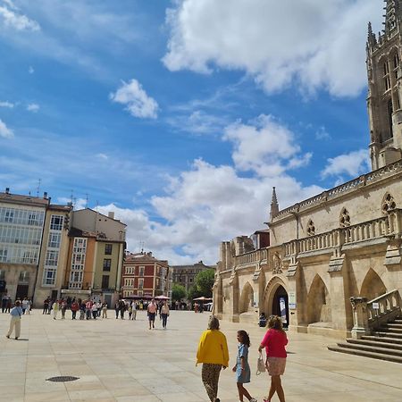 Urban Burgos Hotell Eksteriør bilde