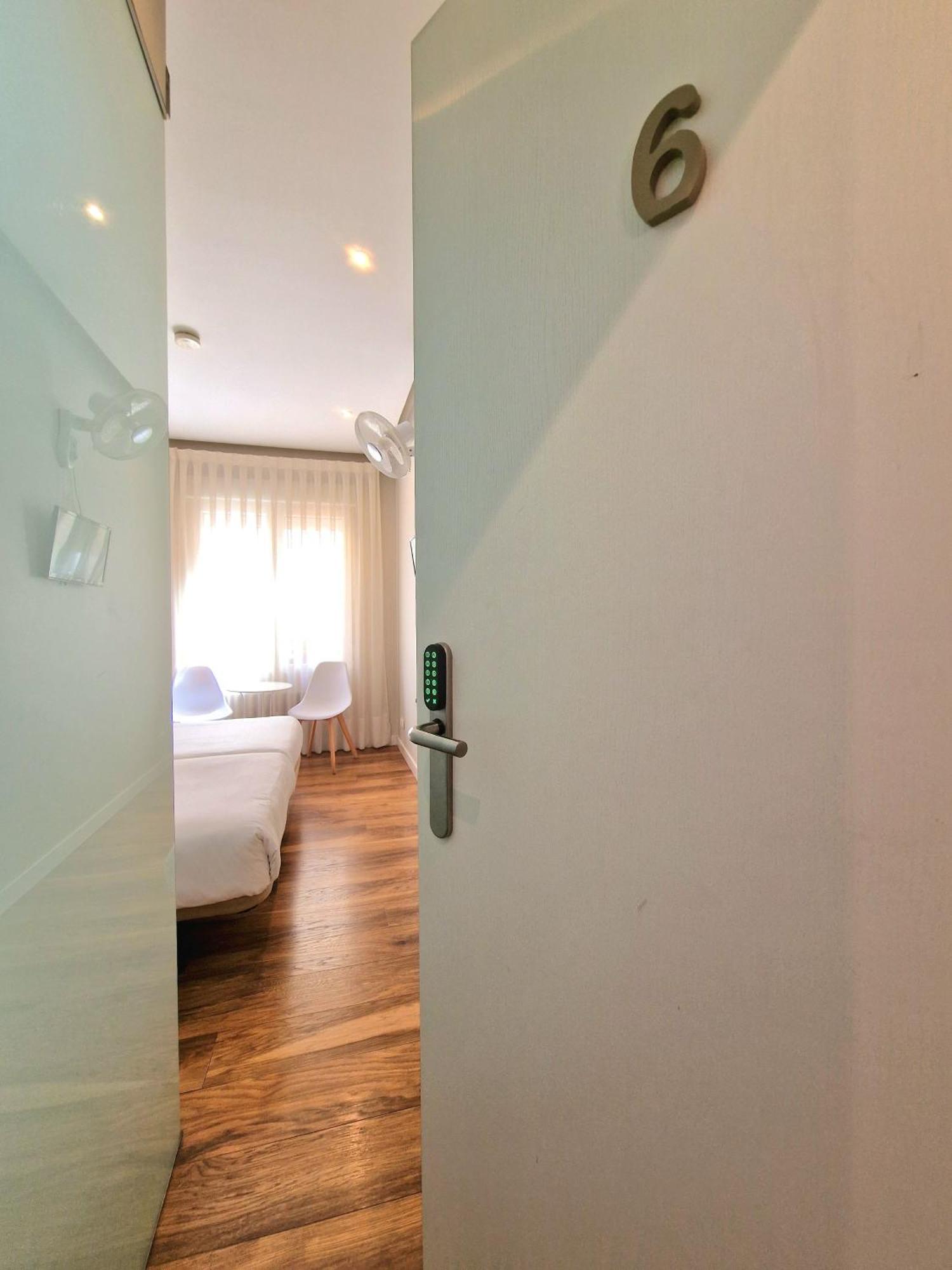 Urban Burgos Hotell Eksteriør bilde
