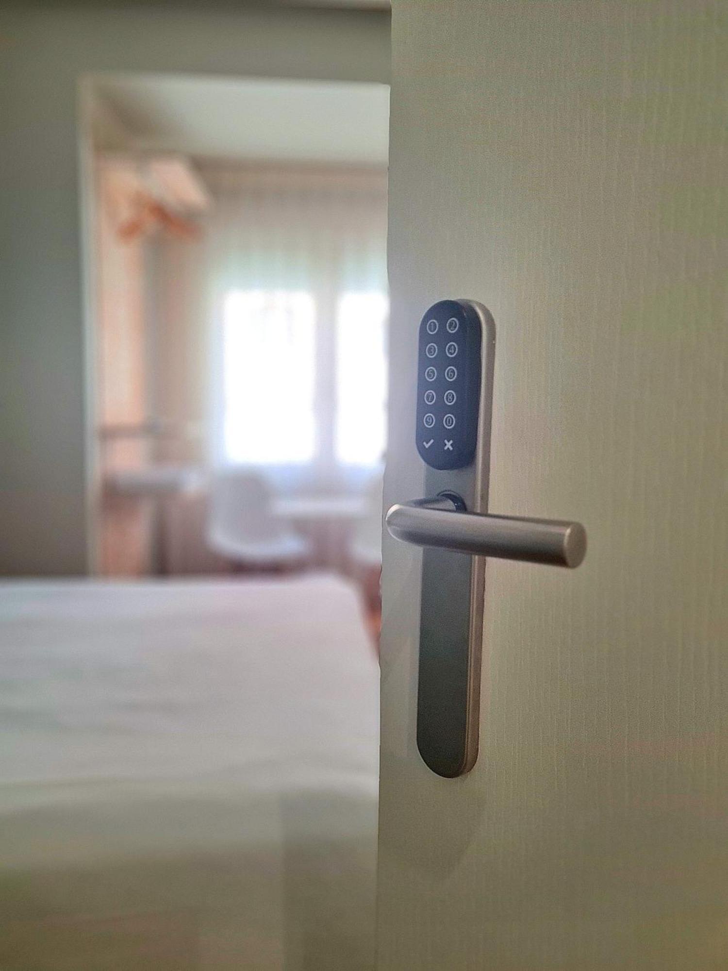 Urban Burgos Hotell Eksteriør bilde