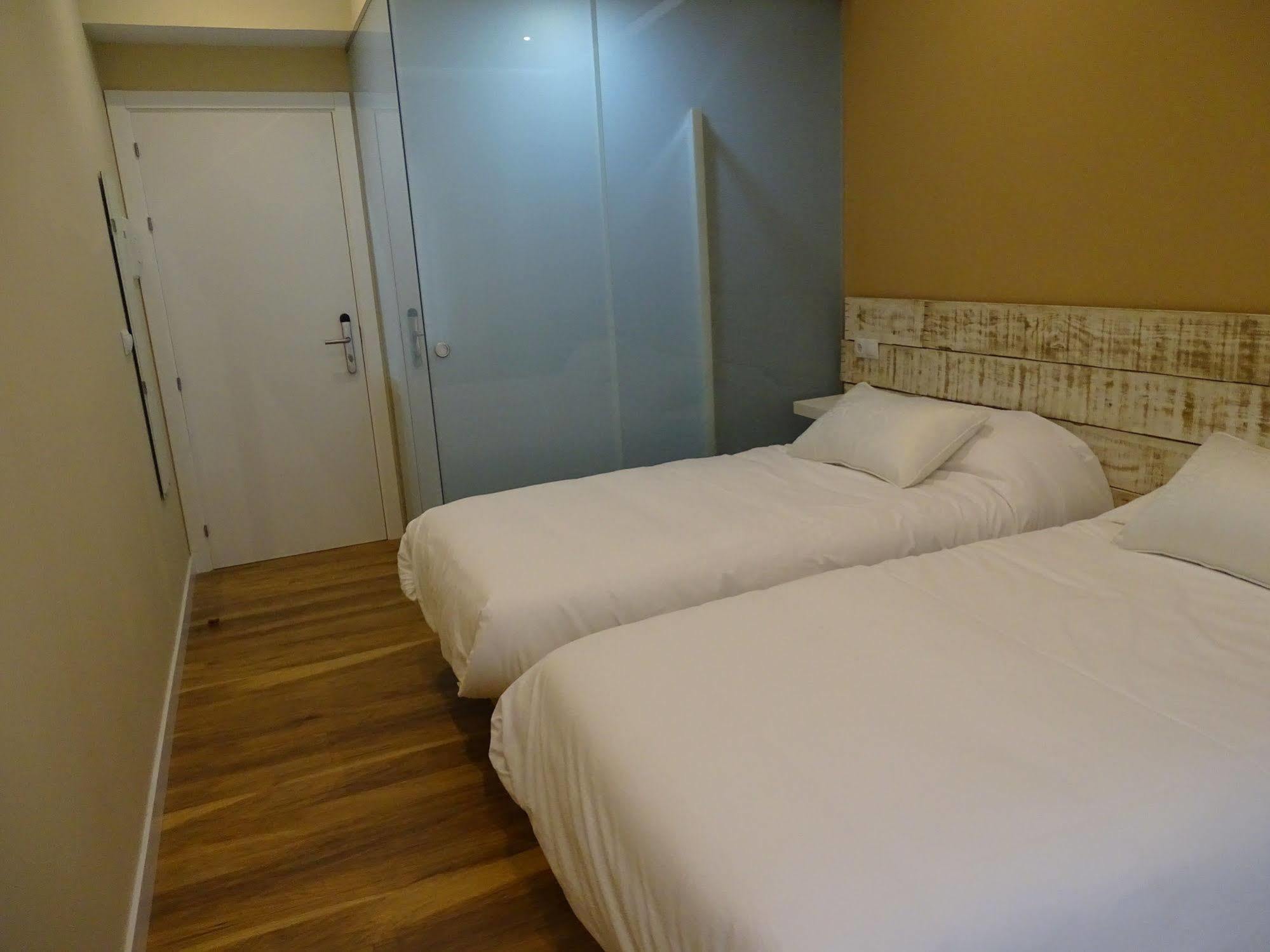 Urban Burgos Hotell Eksteriør bilde